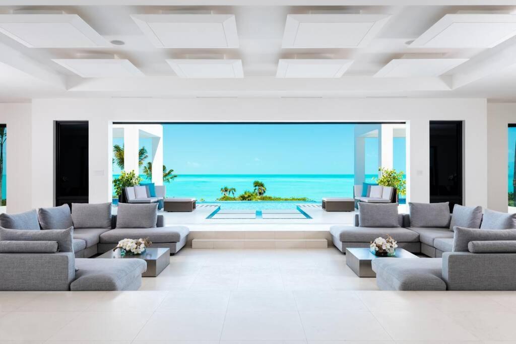 Triton Luxury Villa Провиденсиалес Екстериор снимка