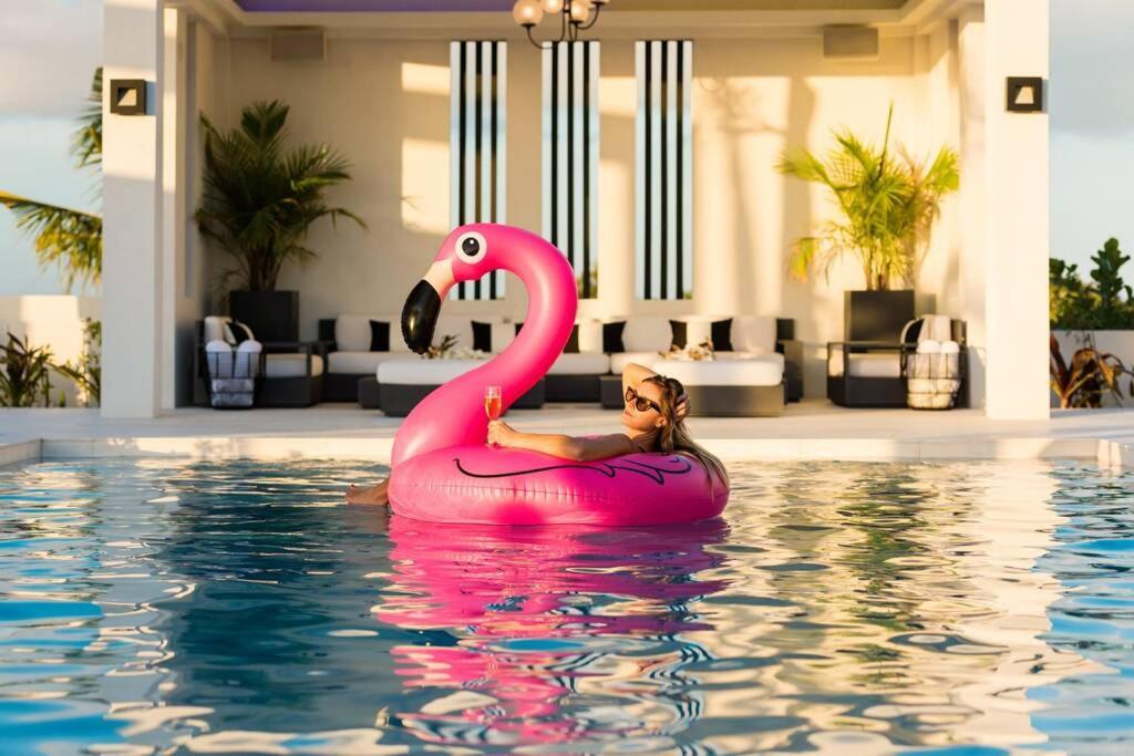 Triton Luxury Villa Провиденсиалес Екстериор снимка