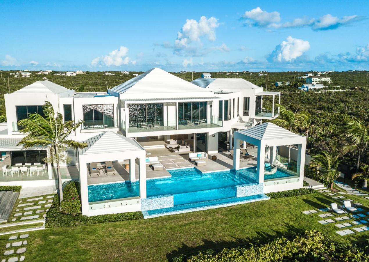 Triton Luxury Villa Провиденсиалес Екстериор снимка